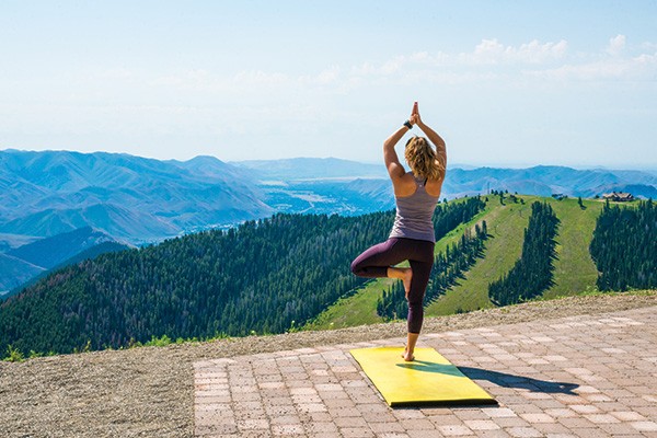 svr_bald_yoga
