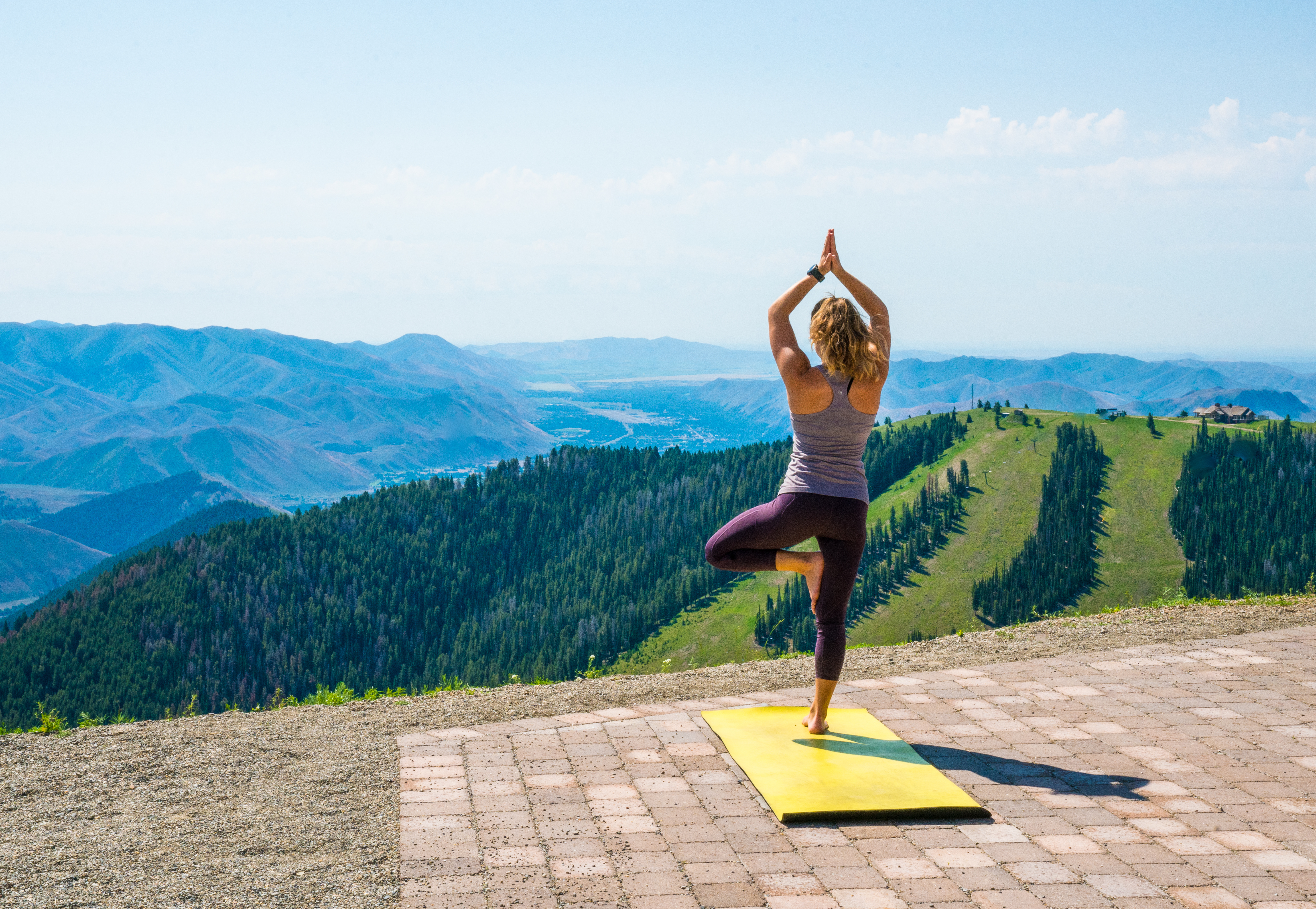 svr_lookout_yoga_baldmountain_summer_2018_idarado_2.jpg