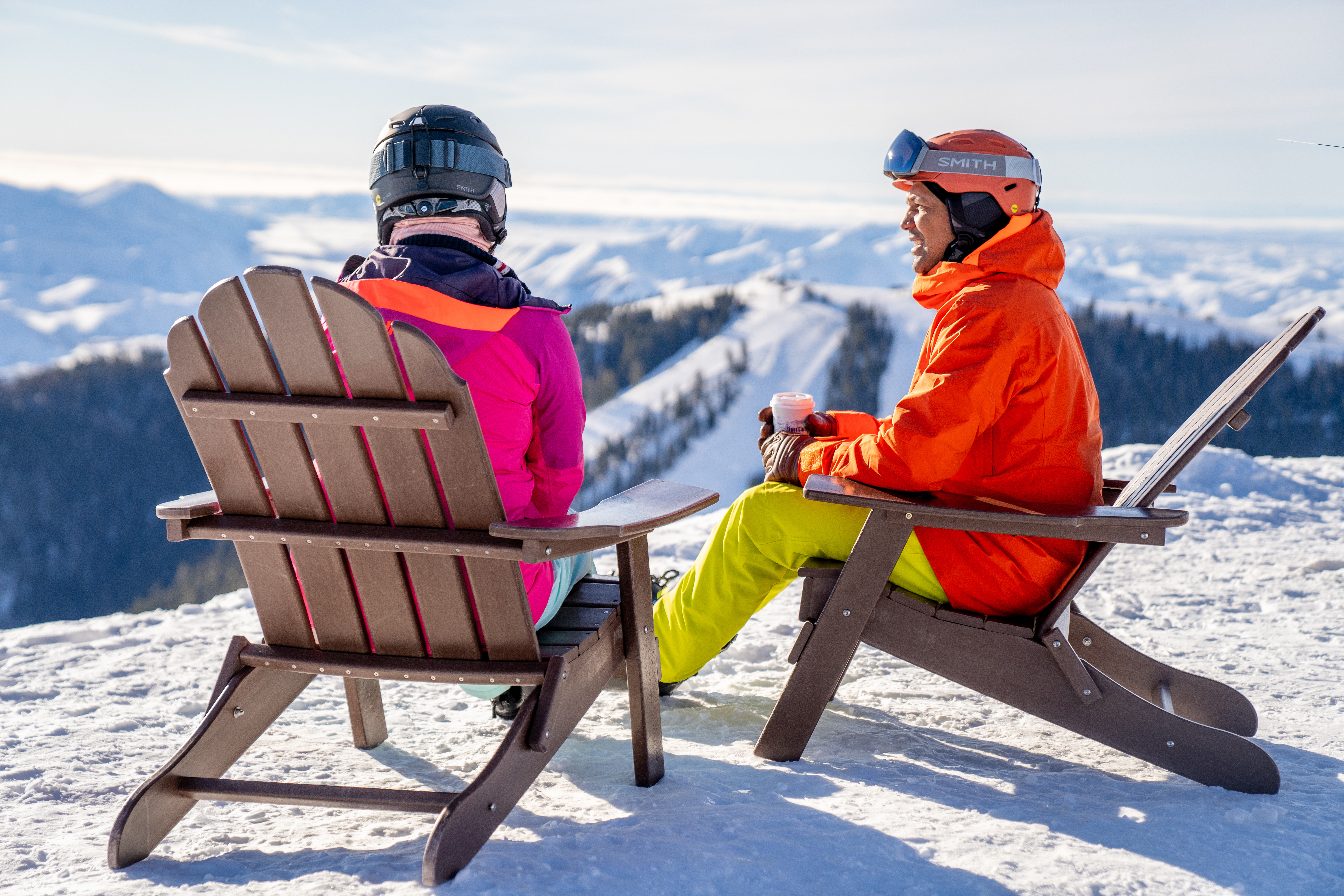 svr_lookoutlodge_dining_apres_family_winter_2020_7.jpg