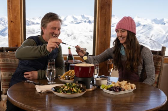 sunvalley_roundhouselifestyle-38-2001x1313-2beaaf5