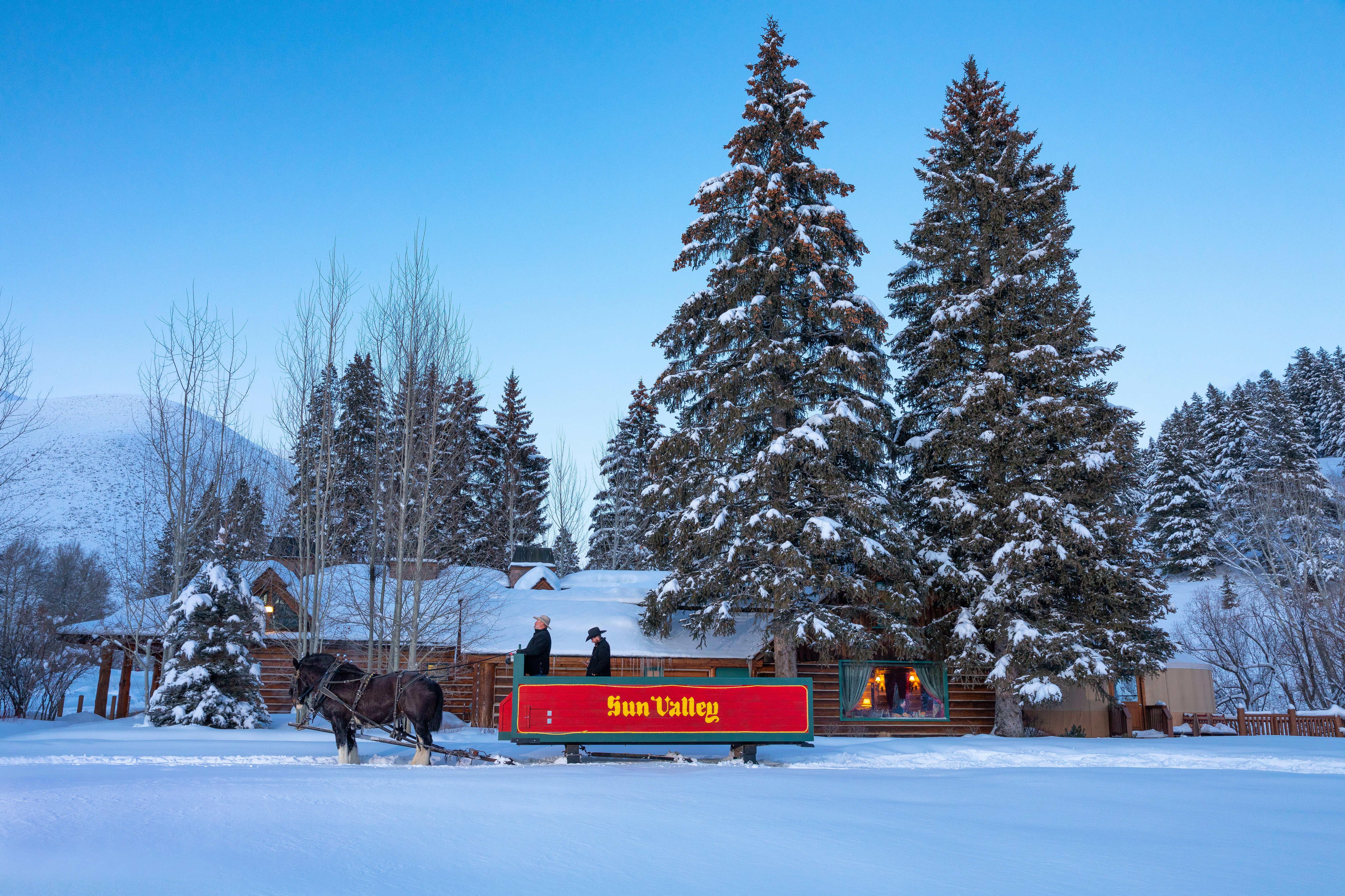 svr_trailcreekcabin_sleighride_svstables_winter_2019_dondero_steve_4.jpg