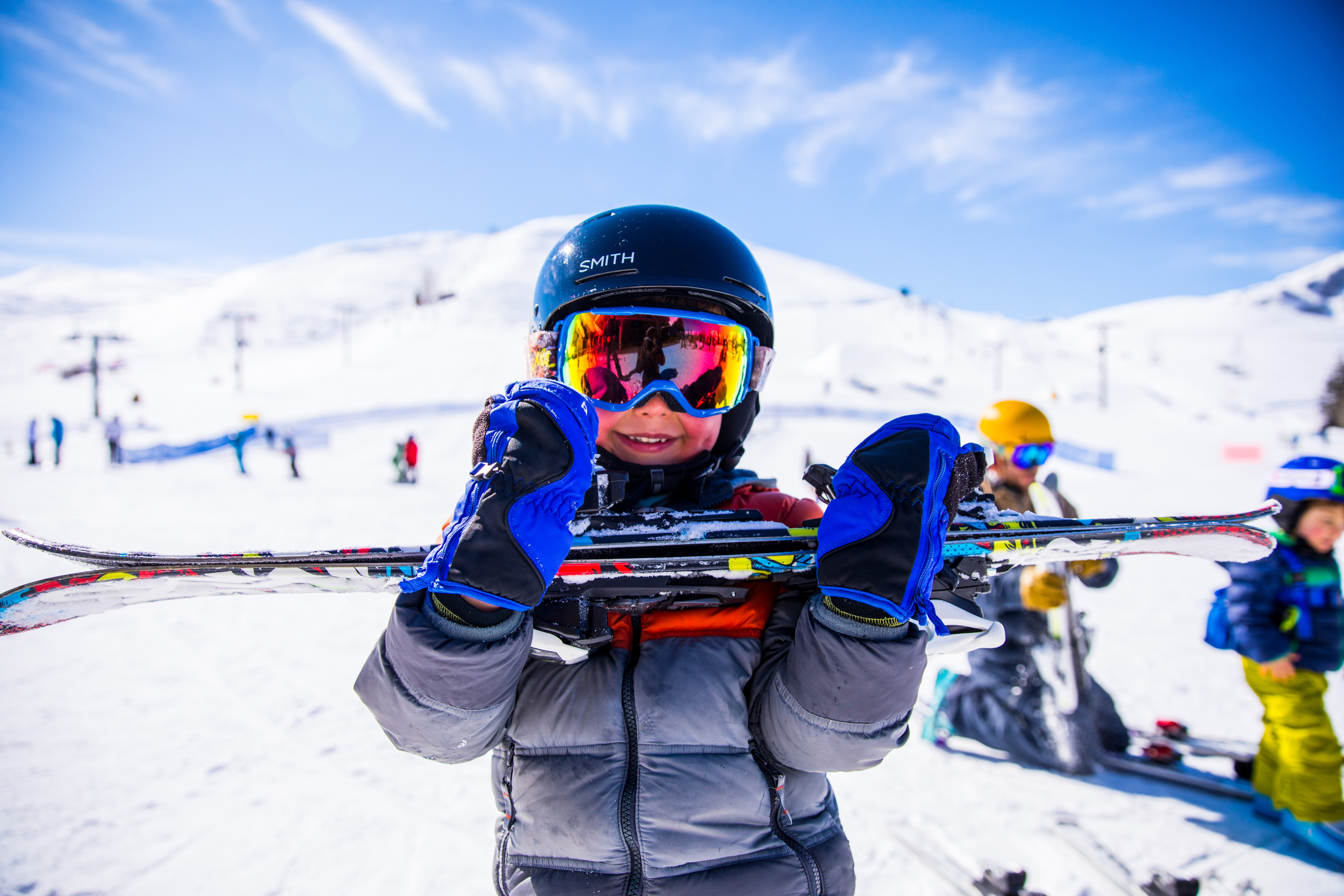 svr_dollarmountain_skiing_family_winter_2019_dewolfe_sofia_idarado_5