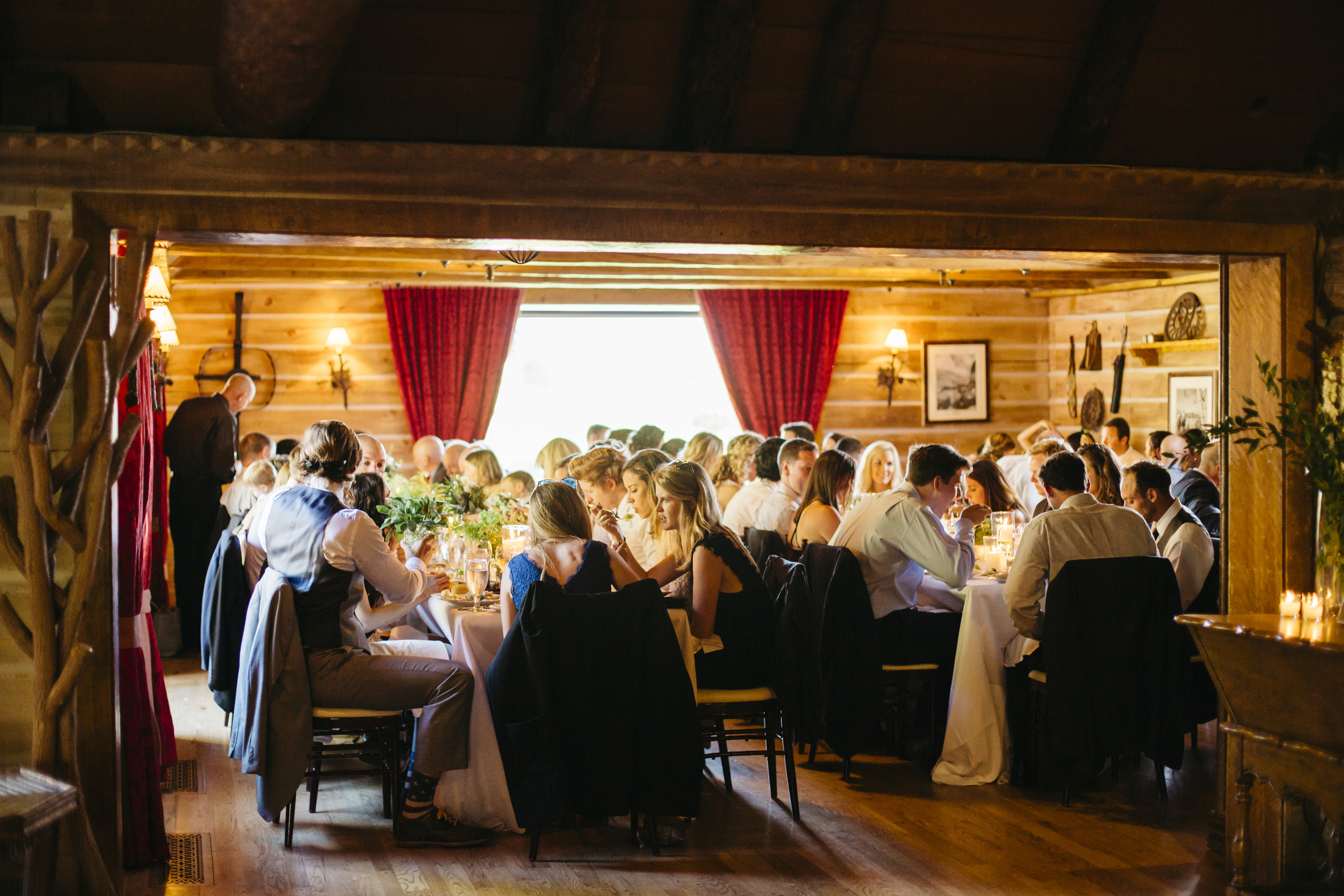 sun-valley-trail-creek-cabin-wedding-venue-photo-by-philip-casey-photography-004.jpg