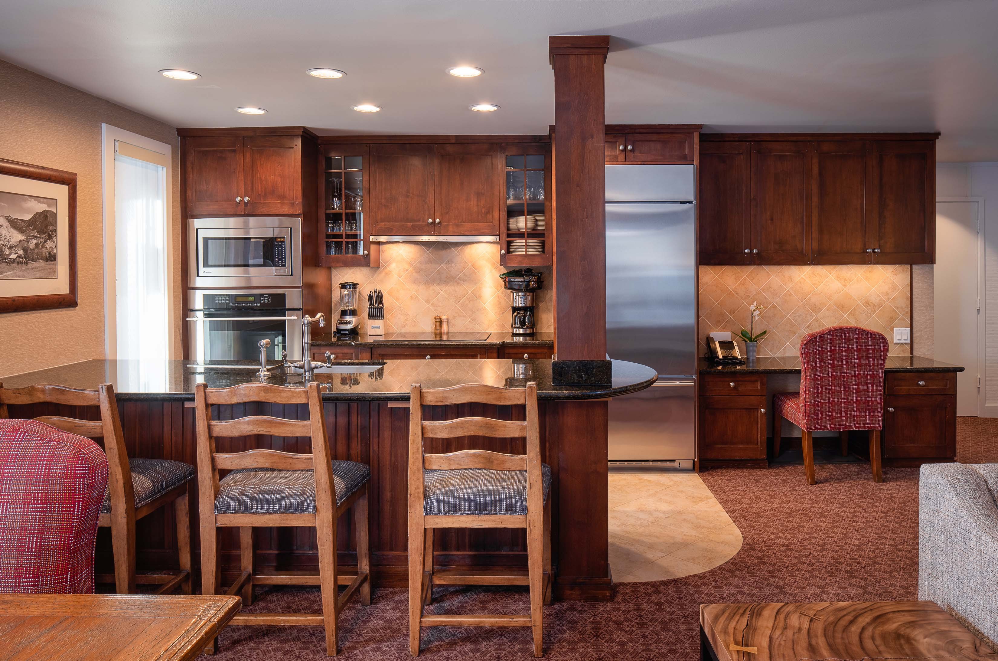 svr_deluxelodgeapartment_condos_lodging_winter_2022_3.jpg