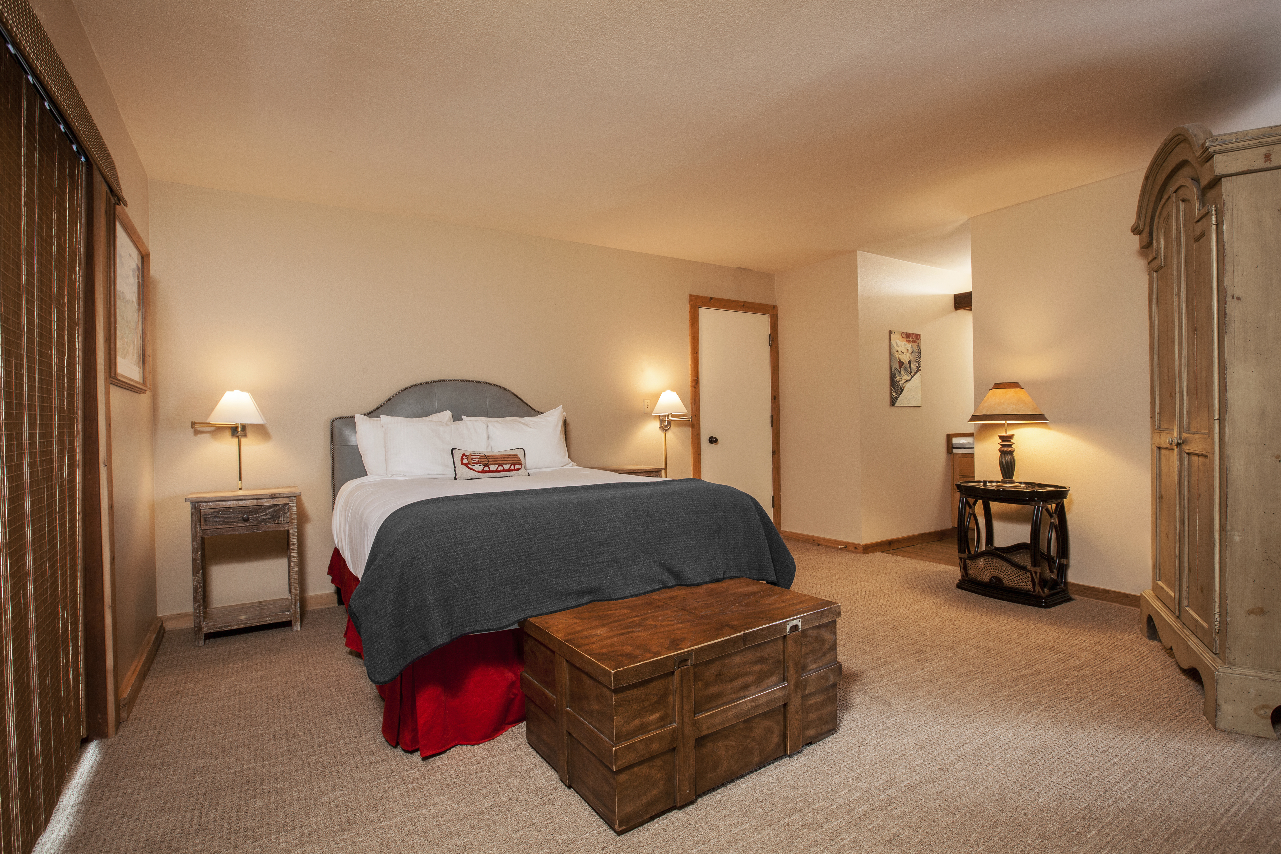 svr_wildflower_condos_lodging_winter_2017_cannell_kat_4.jpg