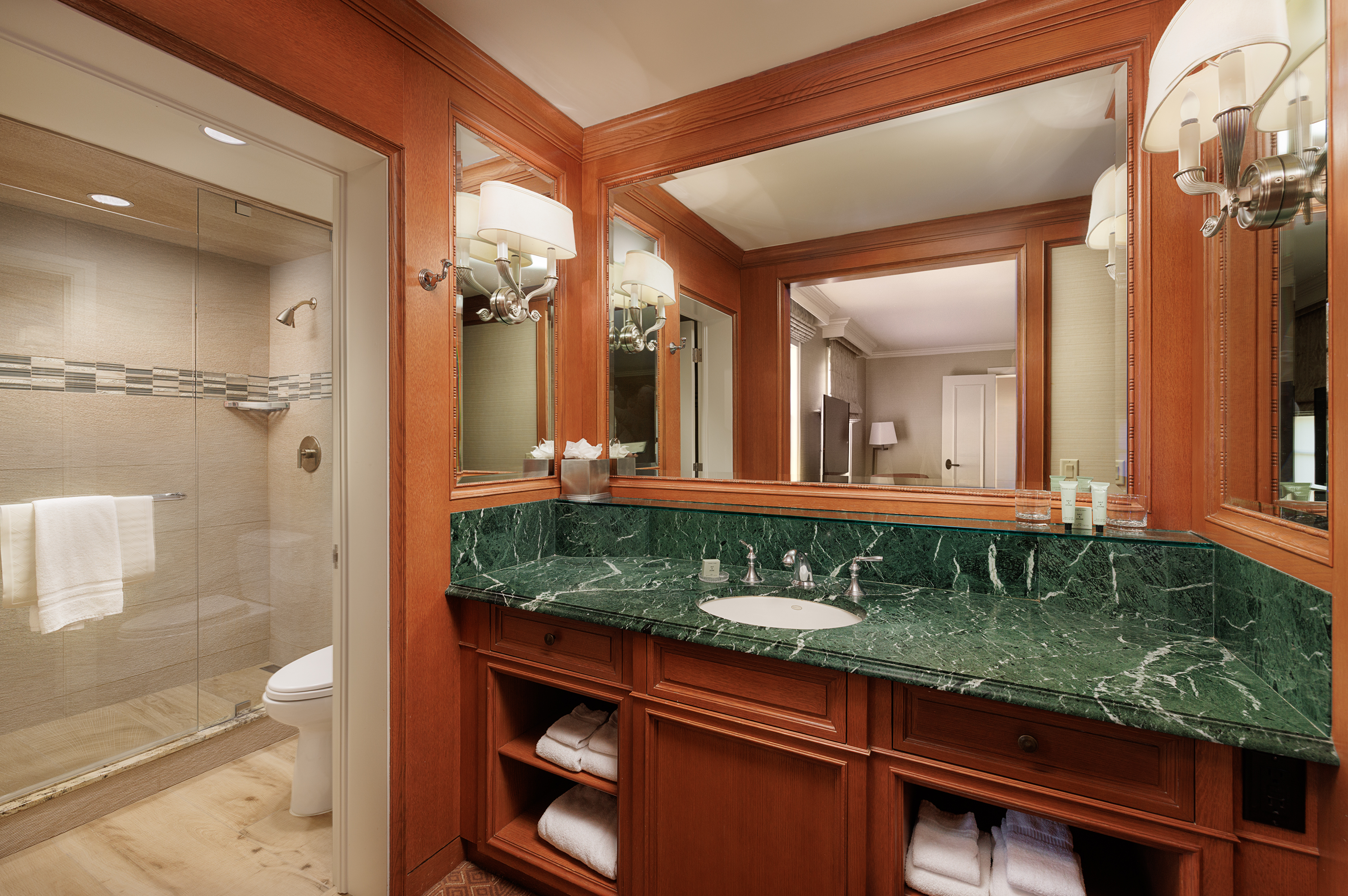 sv_inn_159_exec_queens-6692-edit-v1.jpg
