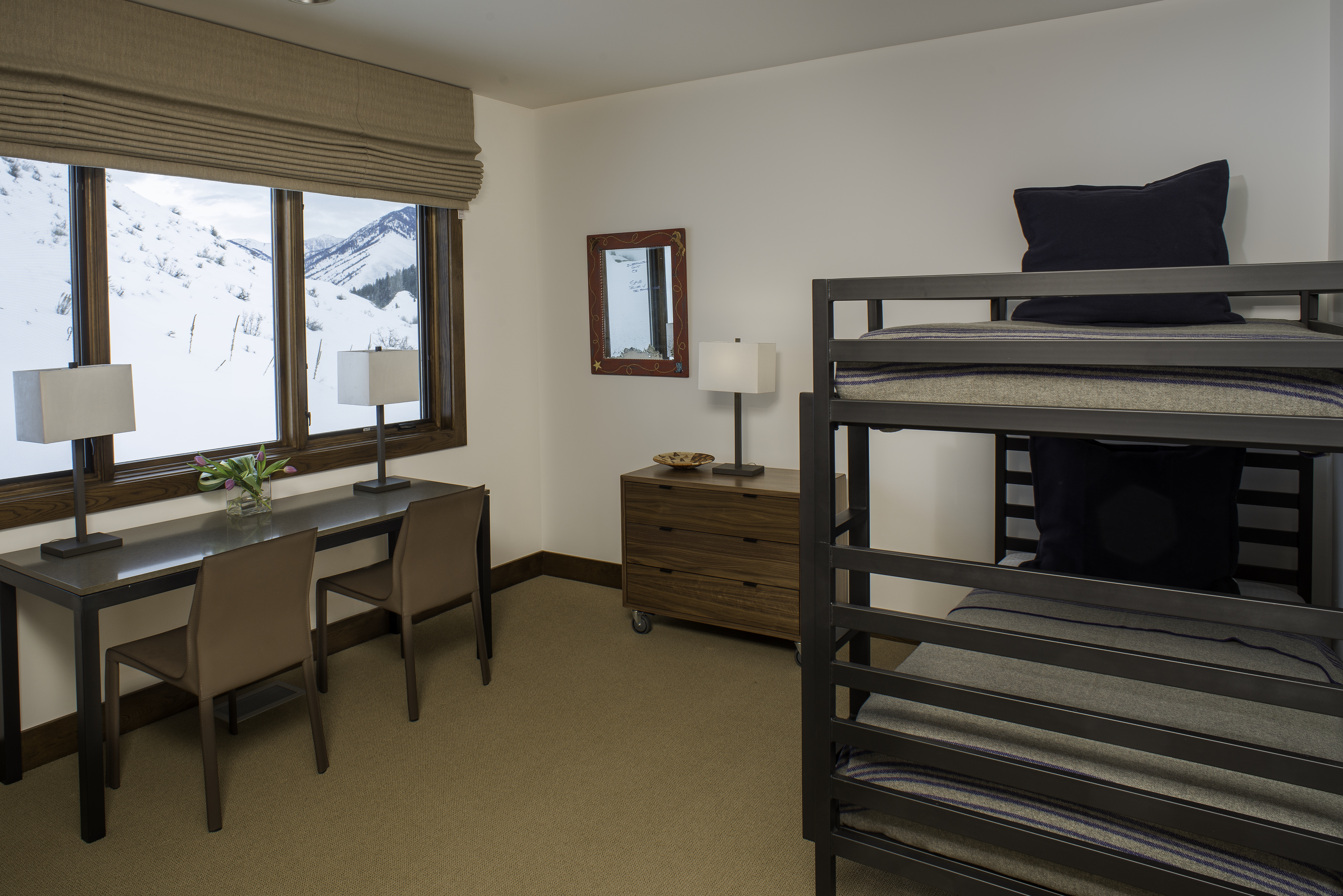 svr_whiteclouds_townhomes_lodging_winter_2016_syms_kevin_2.jpg