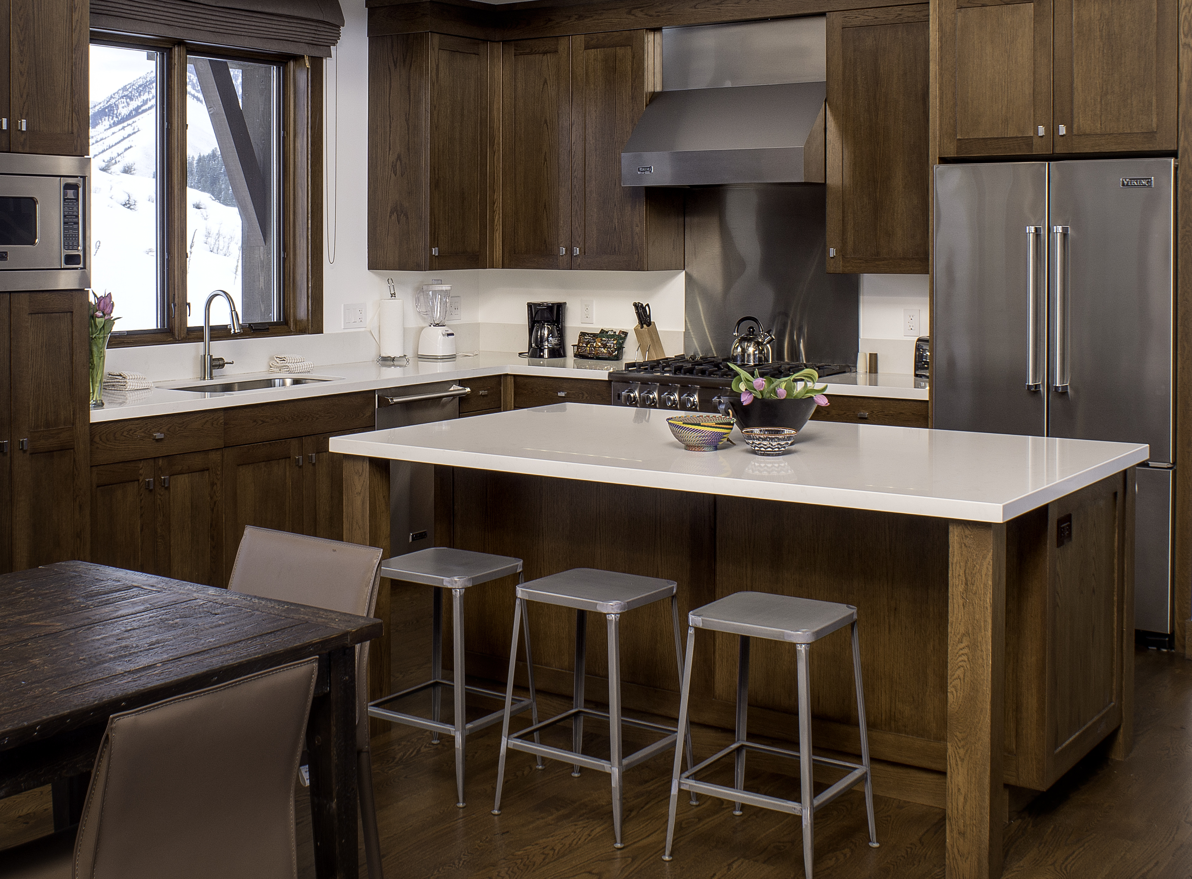 svr_whiteclouds_townhomes_lodging_winter_2016_syms_kevin_4.jpg