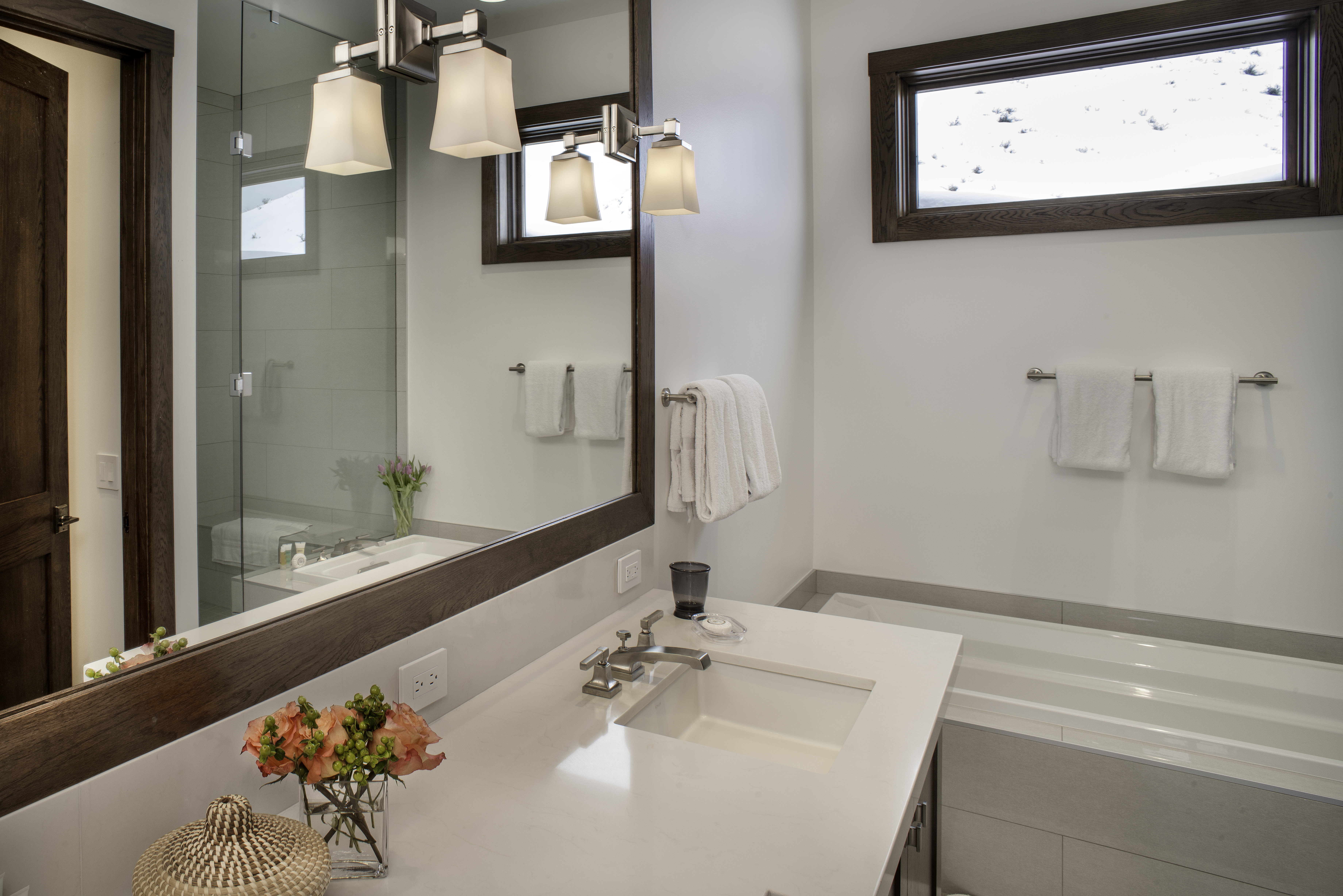 svr_whiteclouds_townhomes_lodging_winter_2016_syms_kevin_7.jpg