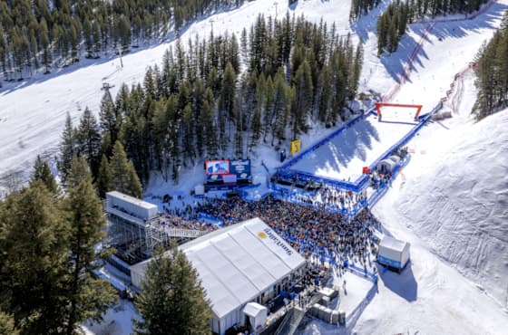 svr_wc_crowd_aerial_superg_03-25-25-1